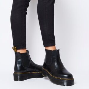 Dr. Martens 2976 Quad Chelsea Platform Boots - Black | Size 9